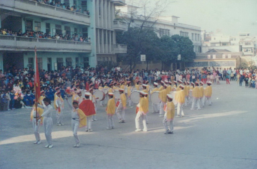  p>大沥镇中心小学创办于1954年,是首批广东省一级学校,首批广东省