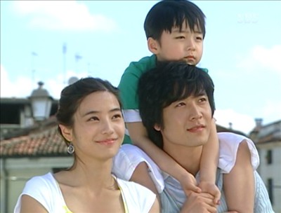 ">韩彩英 /a>, a href="#" data-lemmaid="965348">赵显宰 /a>主演