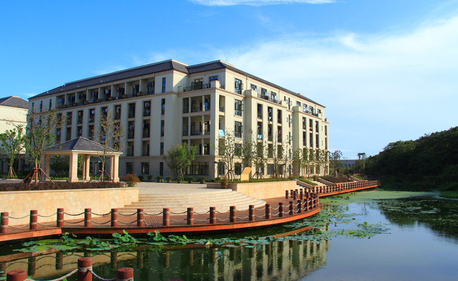  p>浙江海洋大学(zhejiang ocean university),简称"浙海大",位于 a