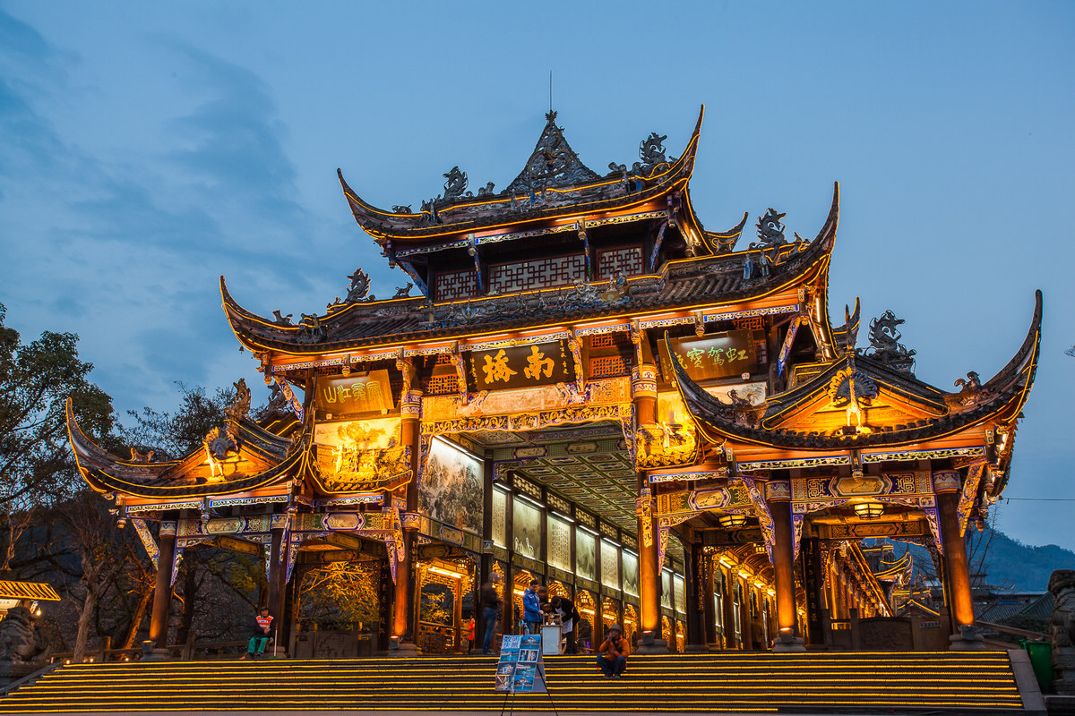  p>祠堂柏森," a target="_blank" href="/item/成都十景/13879242"