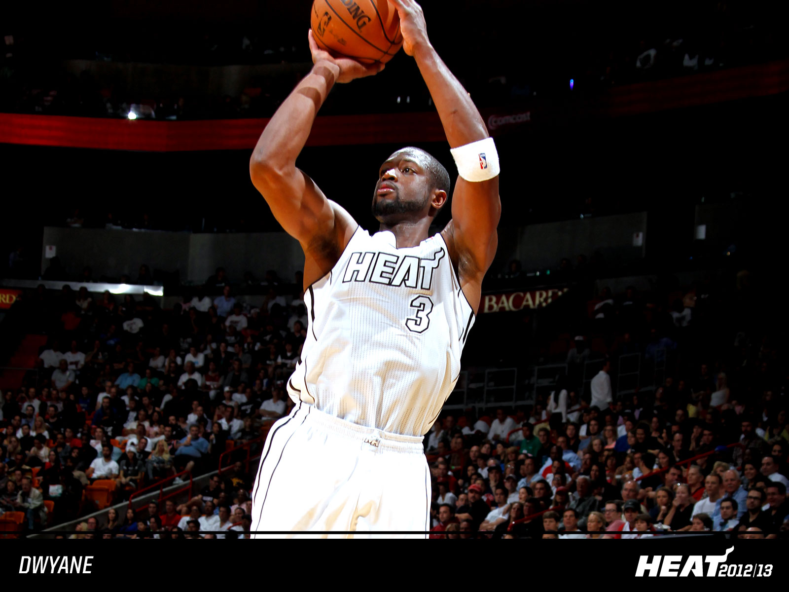  p>德怀恩·韦德(dwyane wade),1982年1月17日出生于美国 a target="