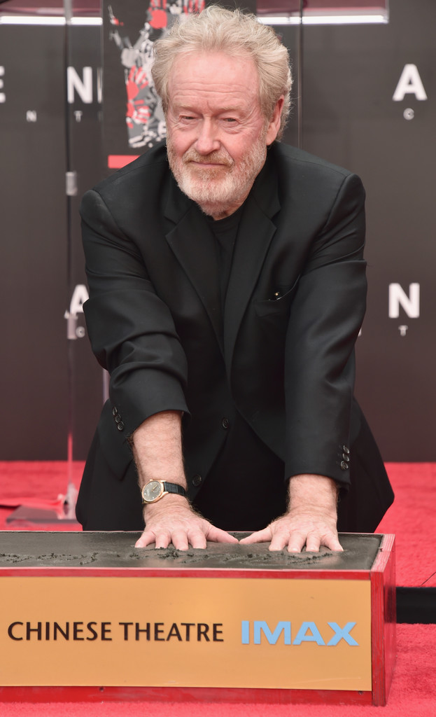  p>雷德利·斯科特 i>(ridley scott) /i>,1937年11月30日出生于英国