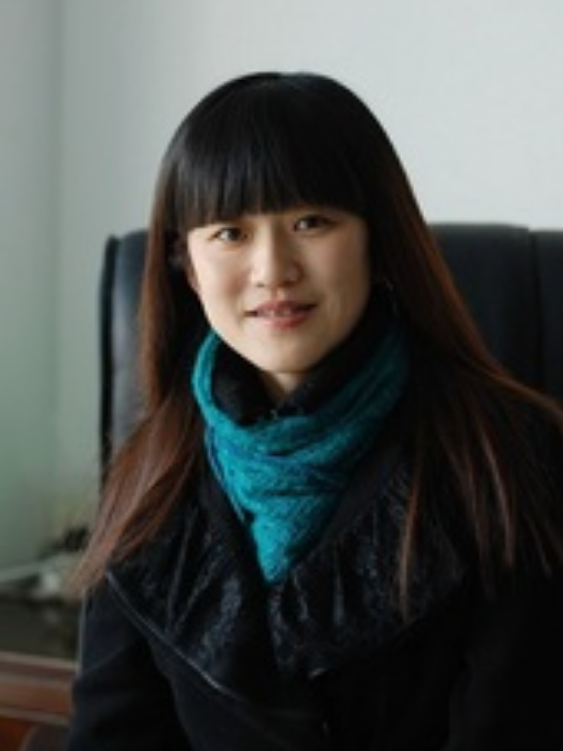 王欣,女,毕业于西北工业大学,工学博士,长安大学工程机械学院硕士生