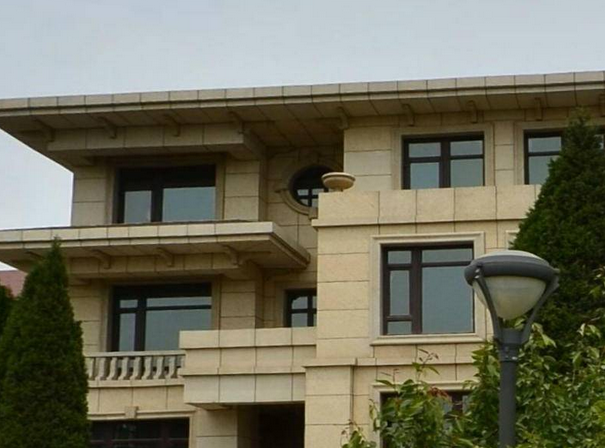  p>华侨别墅位于大连市中山秀月,共计房屋4户. /p>