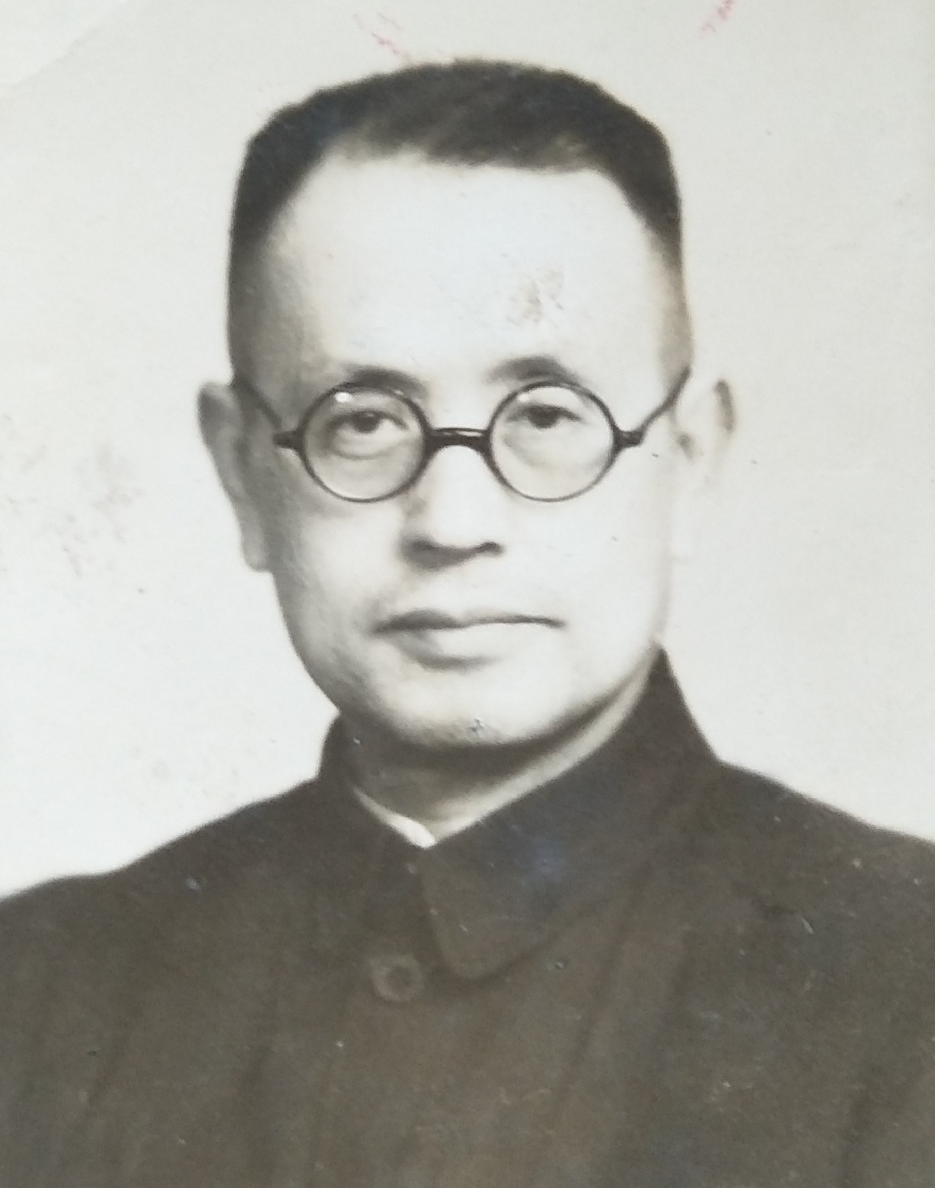  p>江公亮(1895-1986)又名江奇吾,出生于安徽庐江县,原籍安徽旌德人.