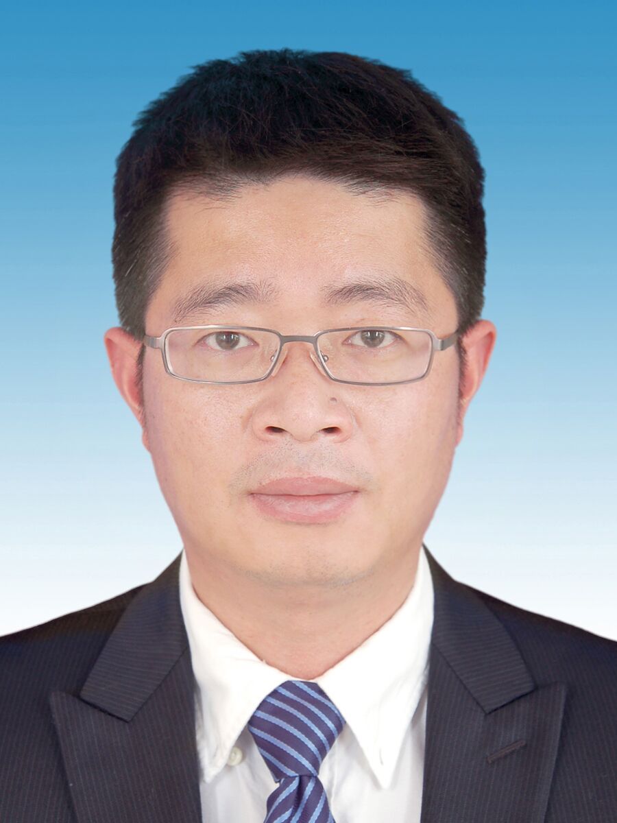  p>季成林,现任四川省成都市邛崃市大同镇党委书记 /p>