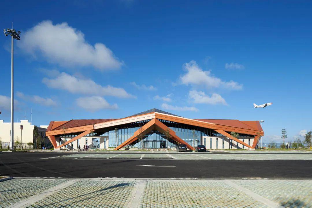  p>神农架红坪机场(shennongjia hongping airport, a target="_blank