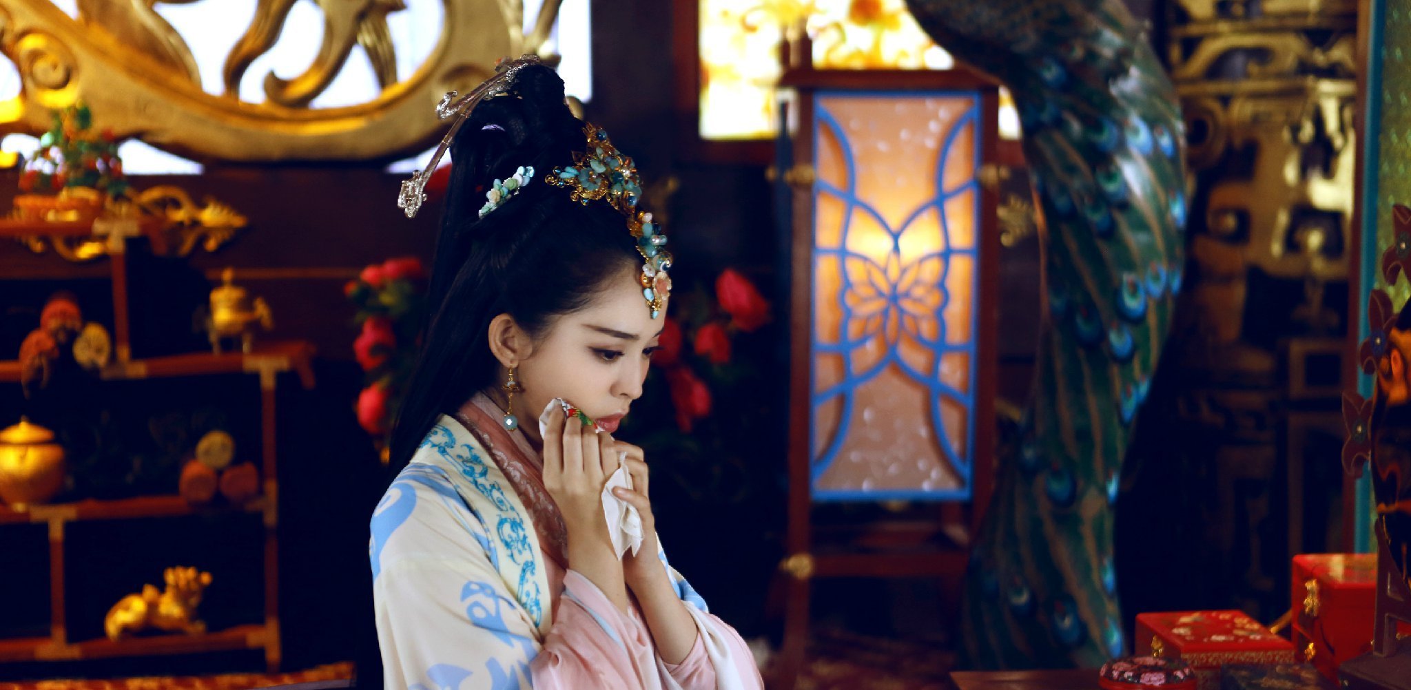 历史小说《 a target="_blank" href="/item/三国演义/5782" data