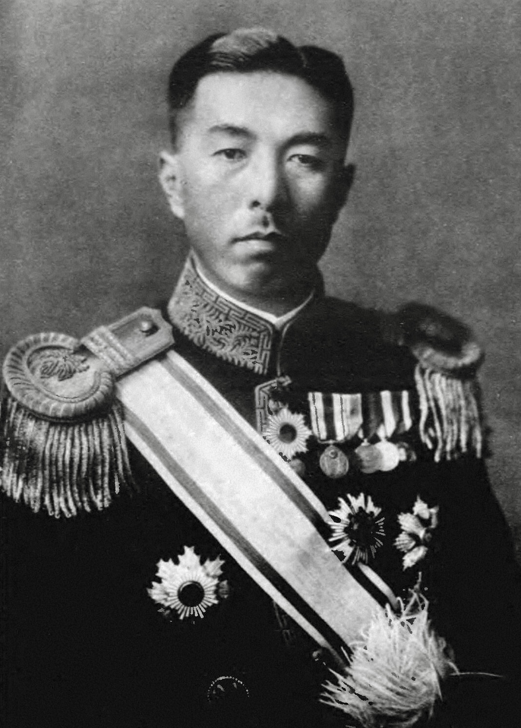  p>近卫文麿(mǒ)(1891年10月12日-1945年12月16日),日本第34任,第38
