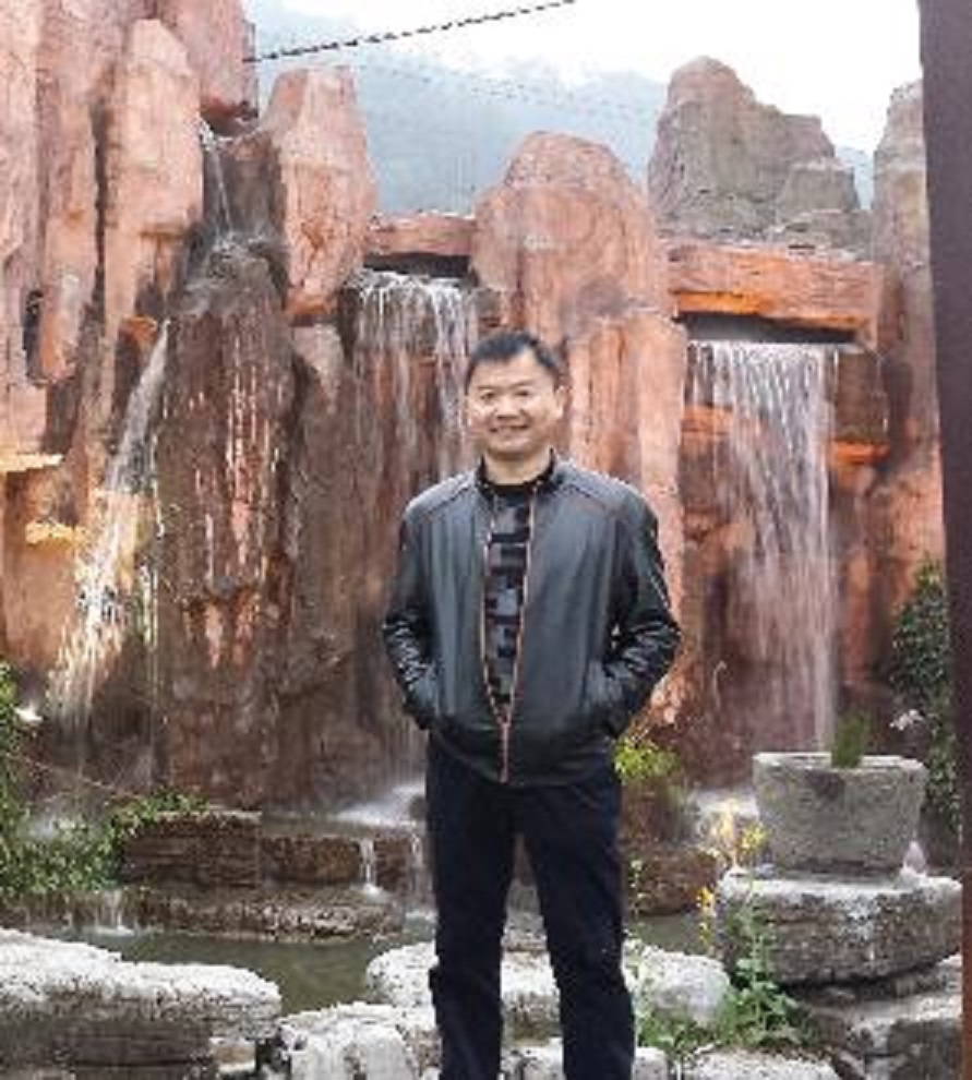 任雪明
