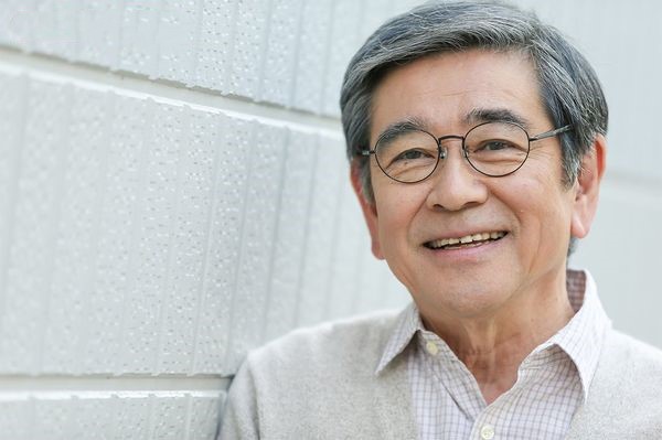  p>石坂浩二(koji ishizaka),原名武藤兵吉,1941年6月20日出生于日本