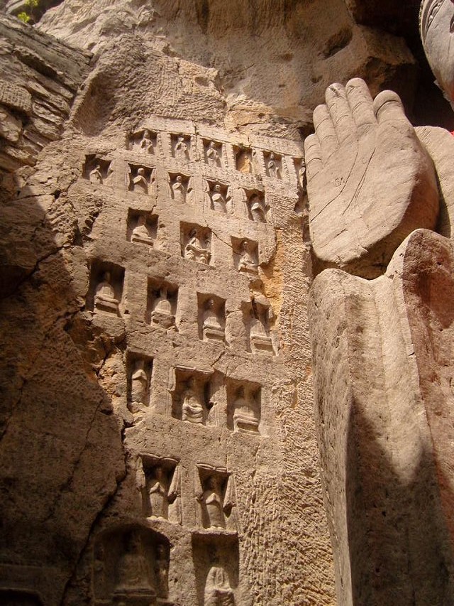 白佛山石窟造像