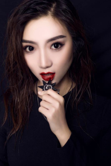 周子馨_百度百科