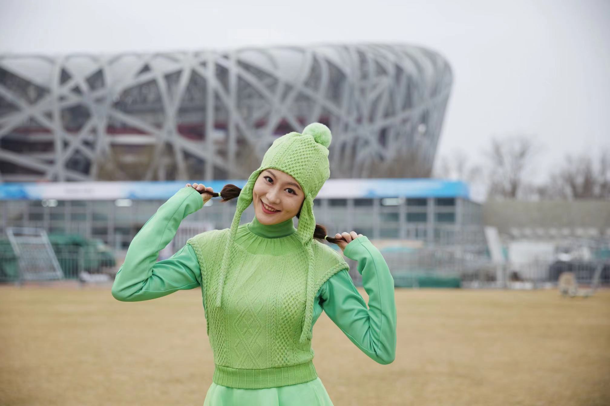 ctrid="sxb7yhlubyor">秦朗,中国内地舞蹈演员,毕业