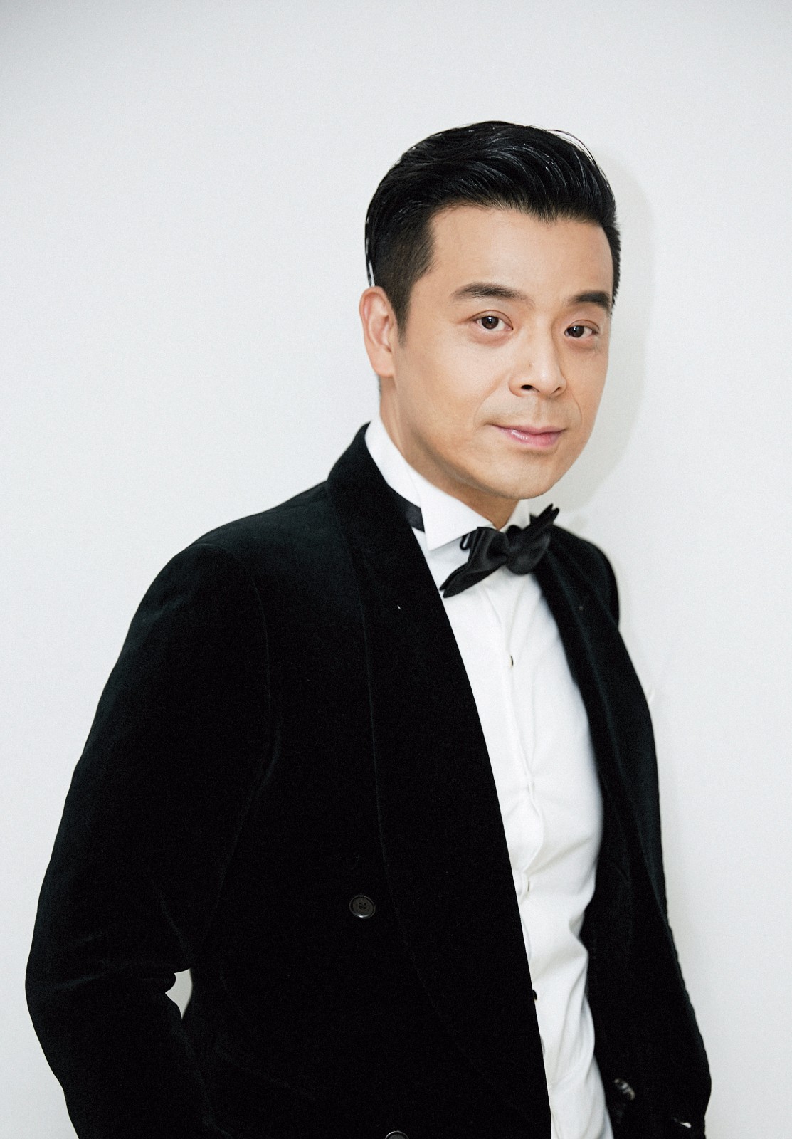 1973年12月8日出生于天津市和平区,中国内地影视男演员,编剧,导演