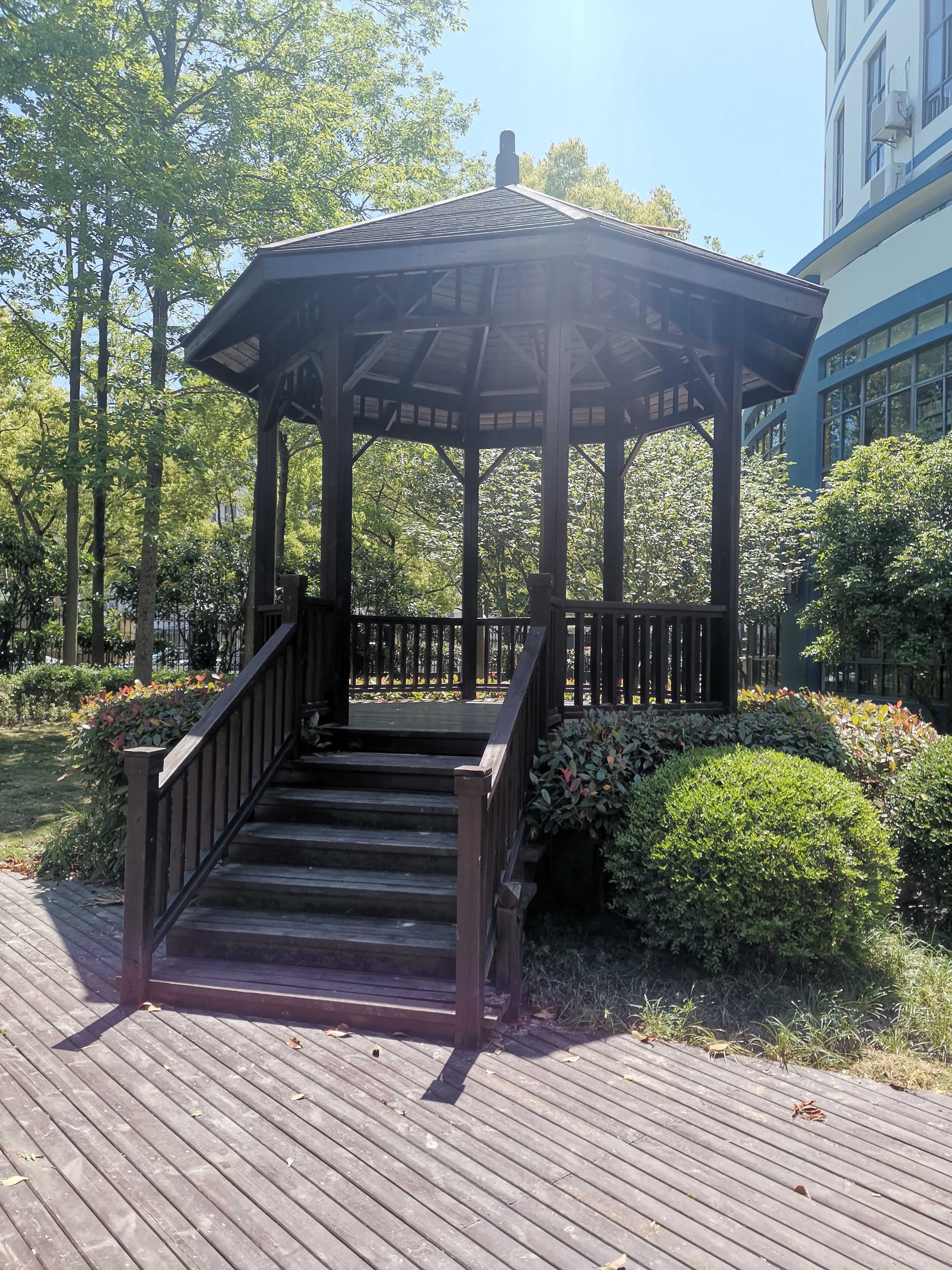 上海市三林中学东校