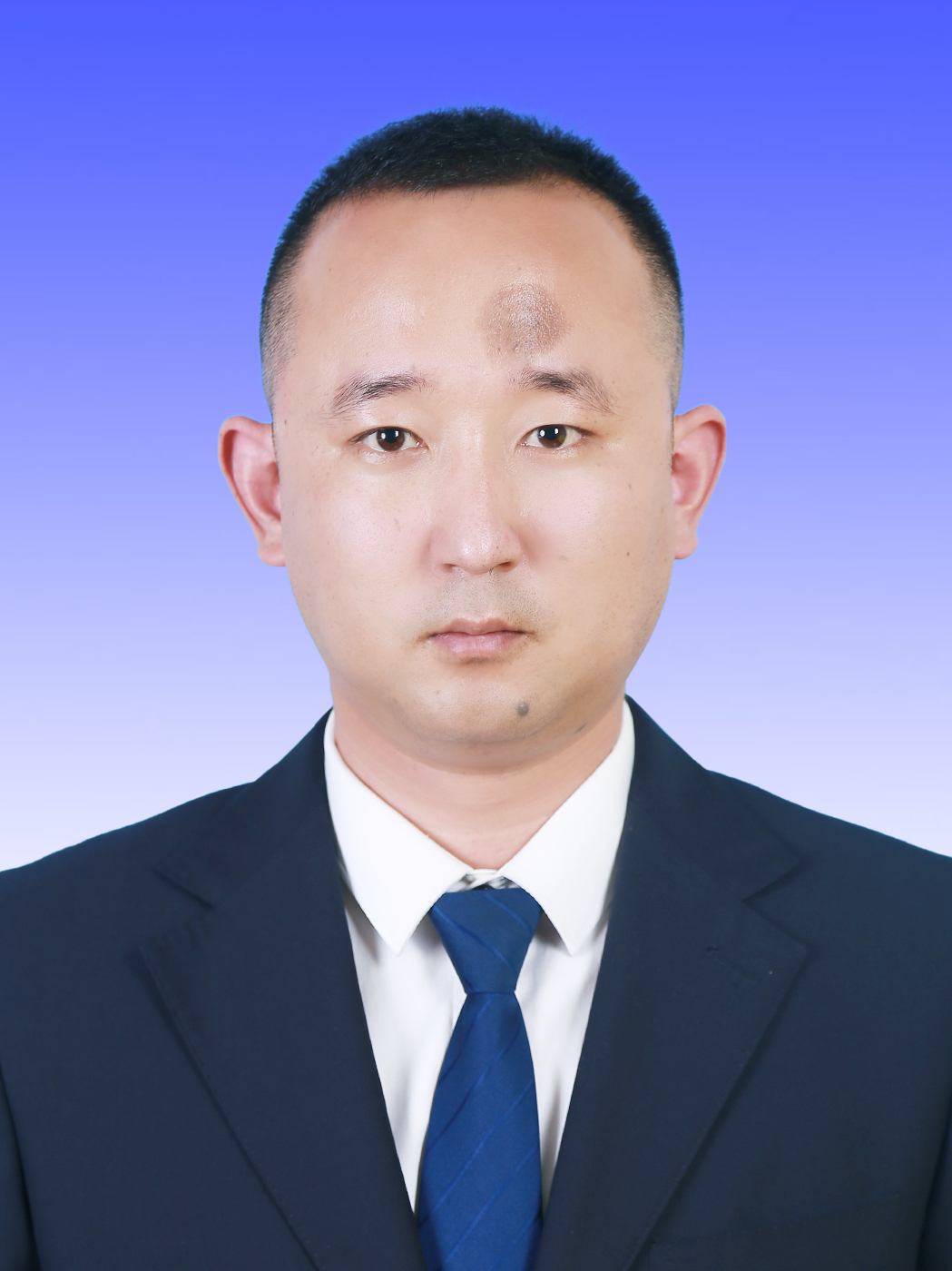 王玮
