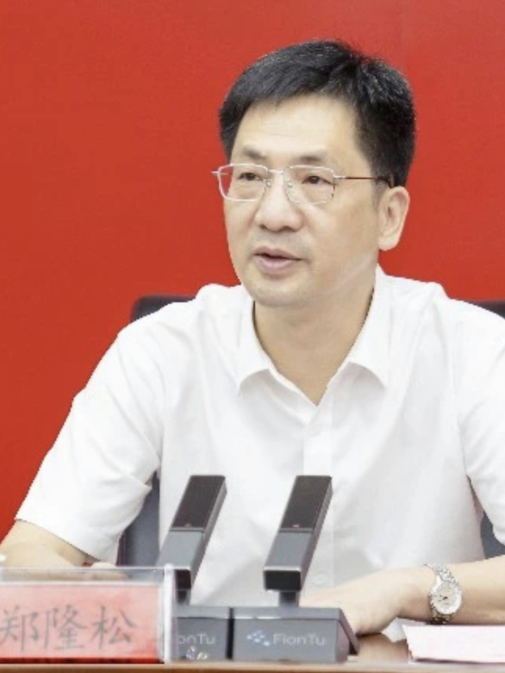  /p> p data-id="gnbqjag433">现任福建省三明市委常委,政法委书记,市