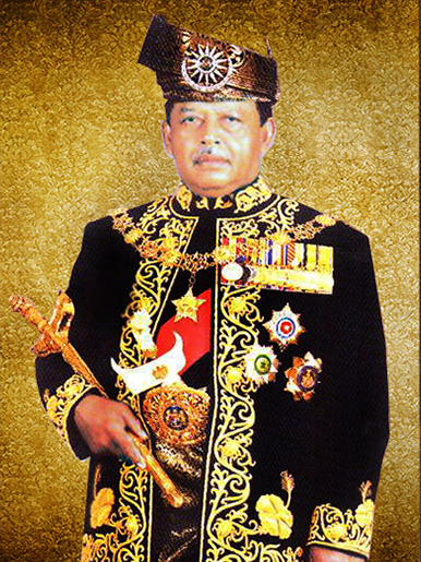  p>马来西亚最高元首(马来文:yang di-pertuan agong;英文:his