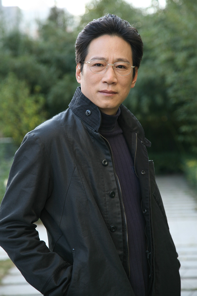 王晖,1964年出生,大陆实力派 a target="_blank" href="/item/男演员