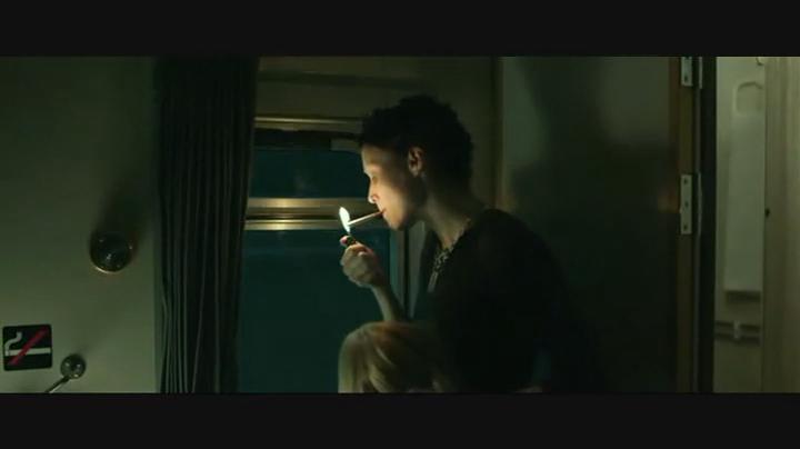  p>《龙纹身的女孩》( i>the girl with the dragon tattoo /i>)是 a