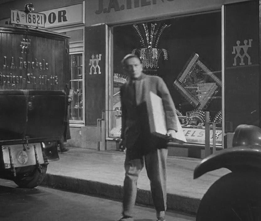  p>《m就是凶手》是由德国nero-film ag制作的117分钟惊悚影片.