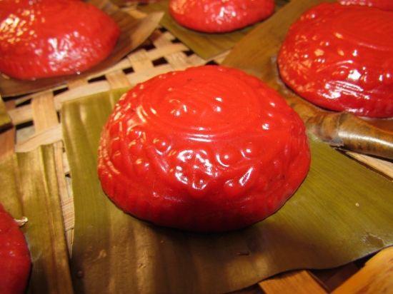 红团不但是供品,而且又是馈赠的礼品, 做红团一般