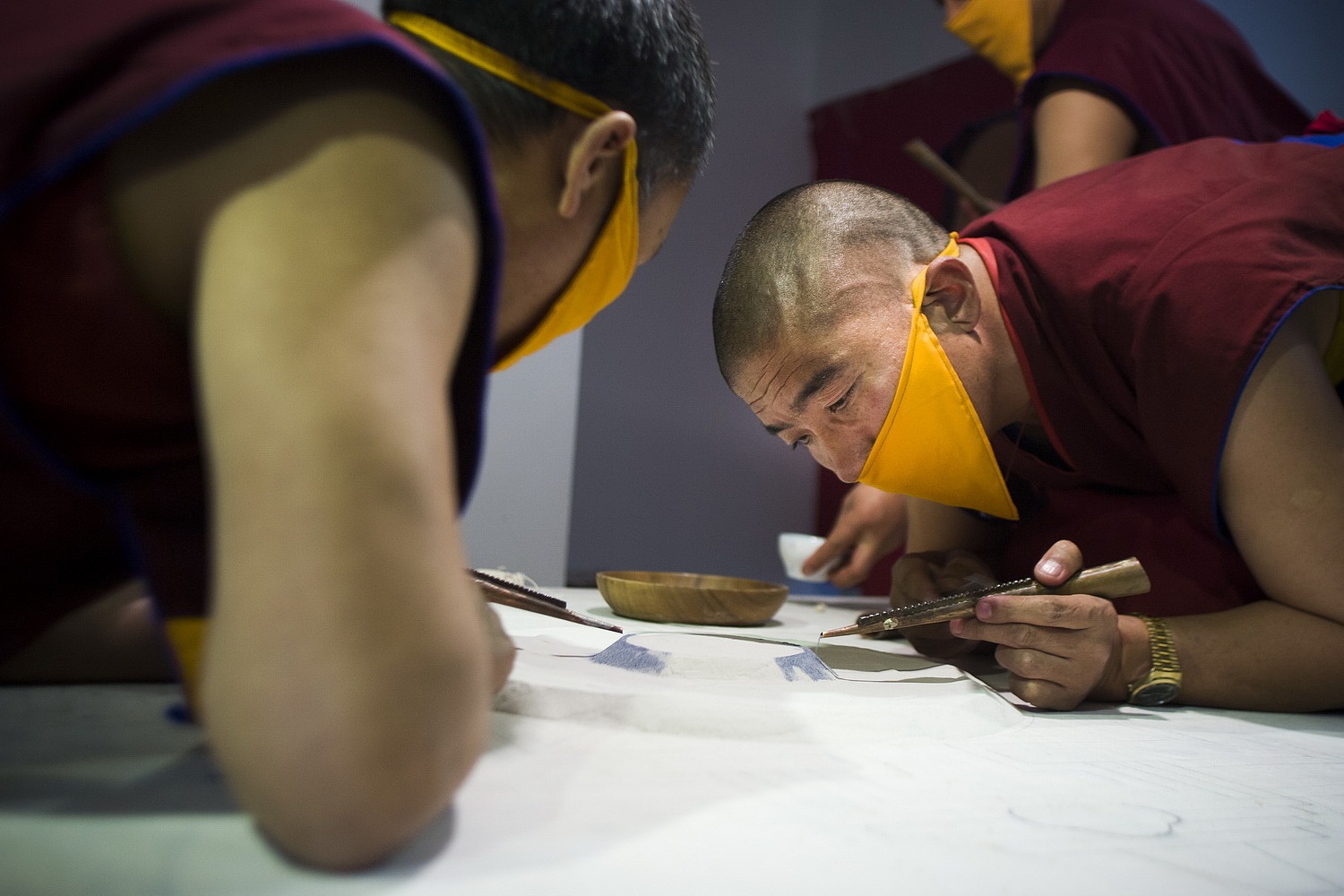 美民·艺术| 沙画坛城，只为了消逝的一瞬_百科TA说