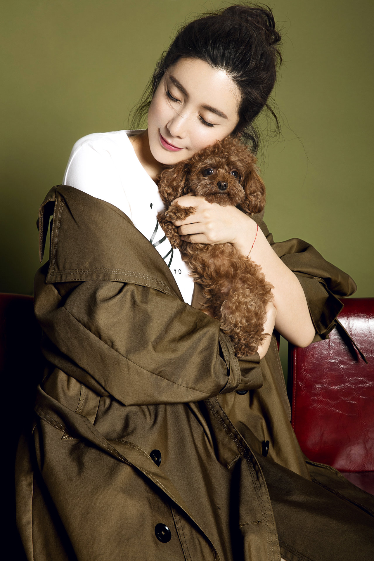  p>王珂,中国内地女演员,毕业于 a target="_blank" href="/item/上海