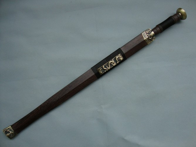  p data-id="gntycjz793">龙泉剑,中国古代 a target="_blank" href="