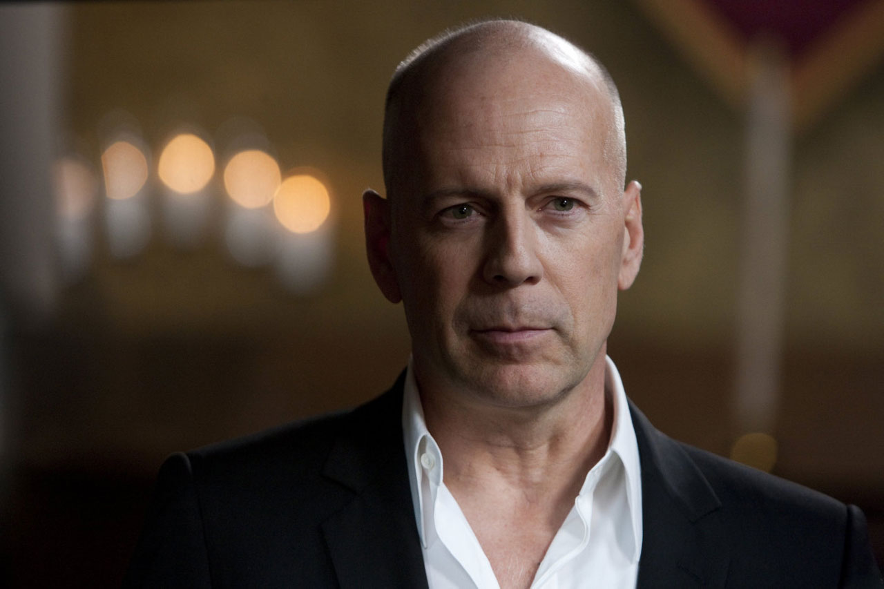  p>布鲁斯·威利斯(bruce willis),1955年3月19日生于西德,美国演员
