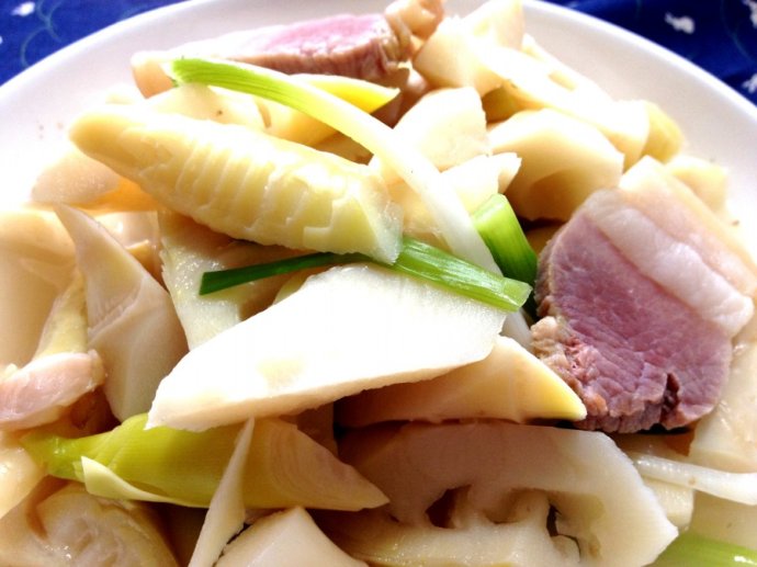 咸肉春笋百叶包