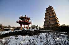 传统佛塔：西安大雁塔