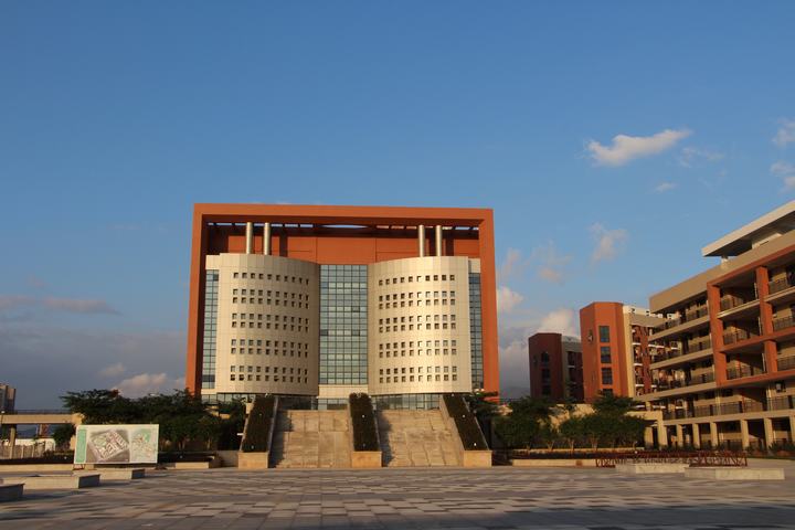 福建省长乐一中首占校区