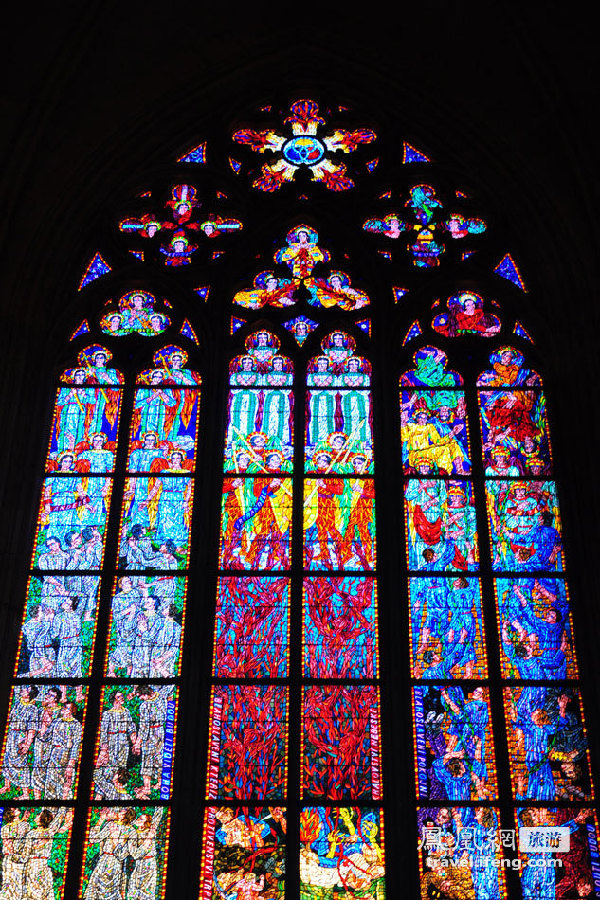  p> a target="_blank" href="/item/哥特式/1671131" data-lemmaid="