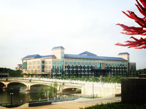 暨南大学南校区