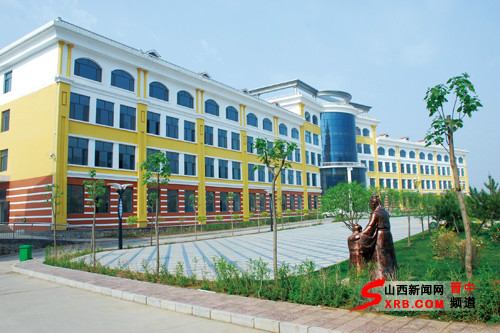 左权县示范小学