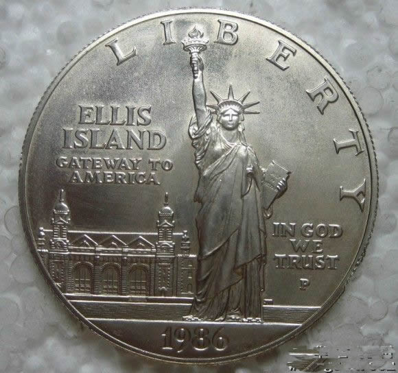  p>自由女神像银币被誉为"美国钱币之王"的1804年自由女神像1元钱币