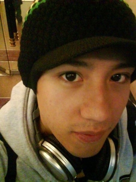  p>张致恒(steven cheung),1984年11月10日出生于中国香港,中荷混血儿