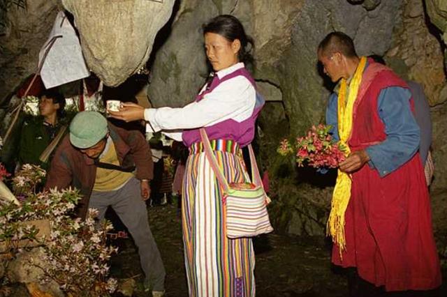多彩魅力民俗：怒族为何以“怒”为族名？其有哪些特色民俗风情？_百科TA说