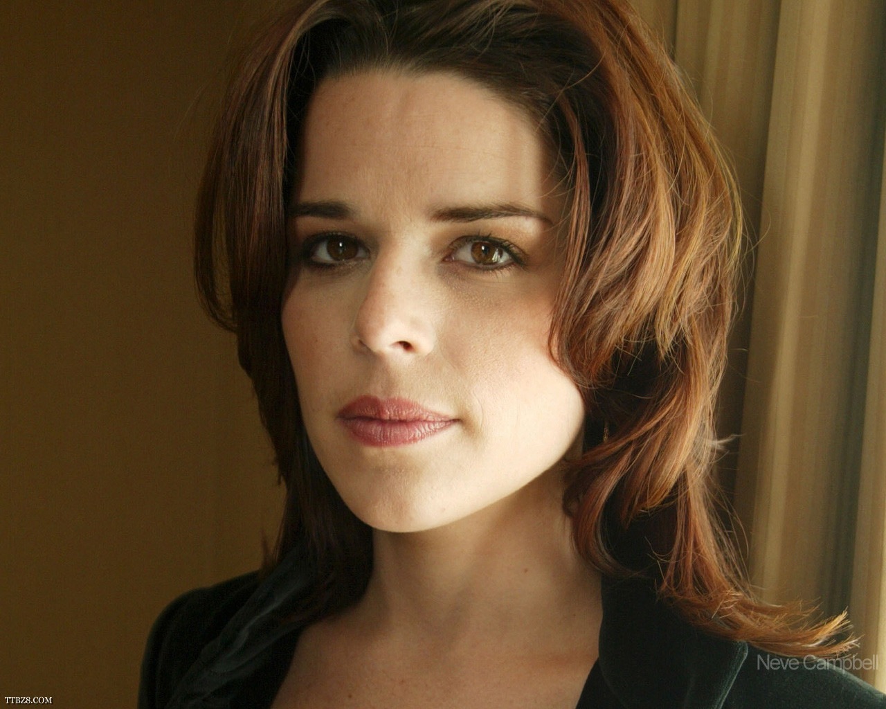 neve campbell