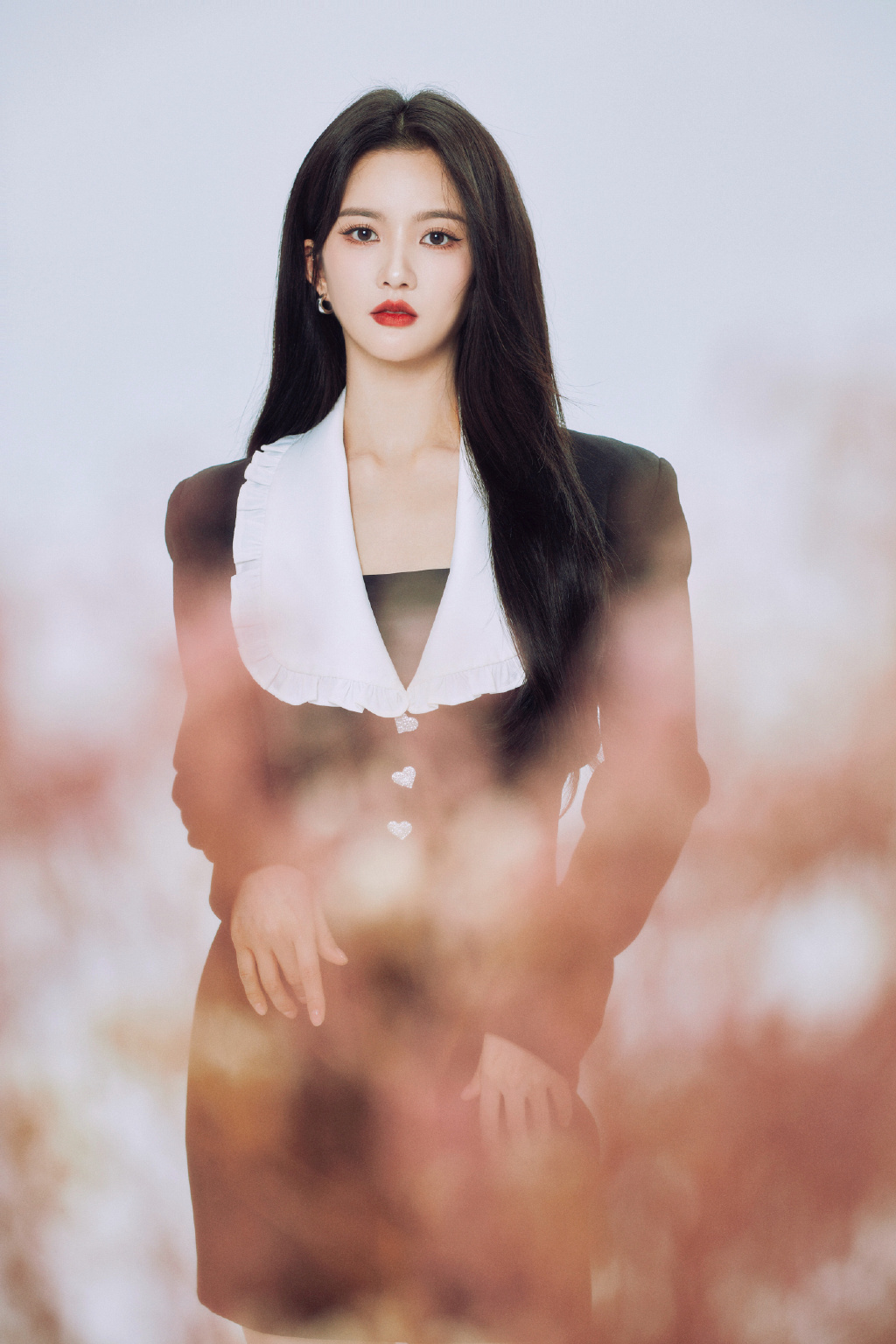  p data-id="gocmw1he8f">刘些宁(sally,      ),1996年10月23日出生