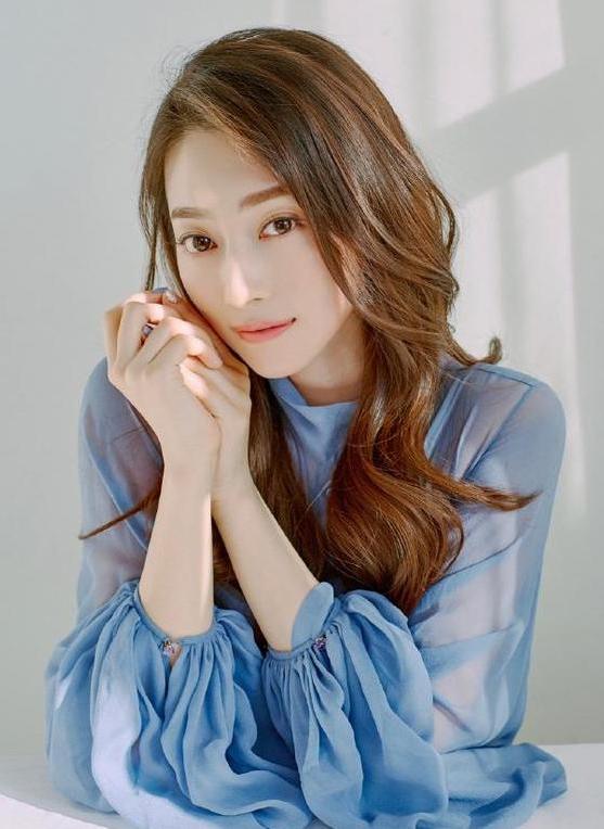  p>陈瑾如,1992年5月1日出生于山东省青岛市,毕业