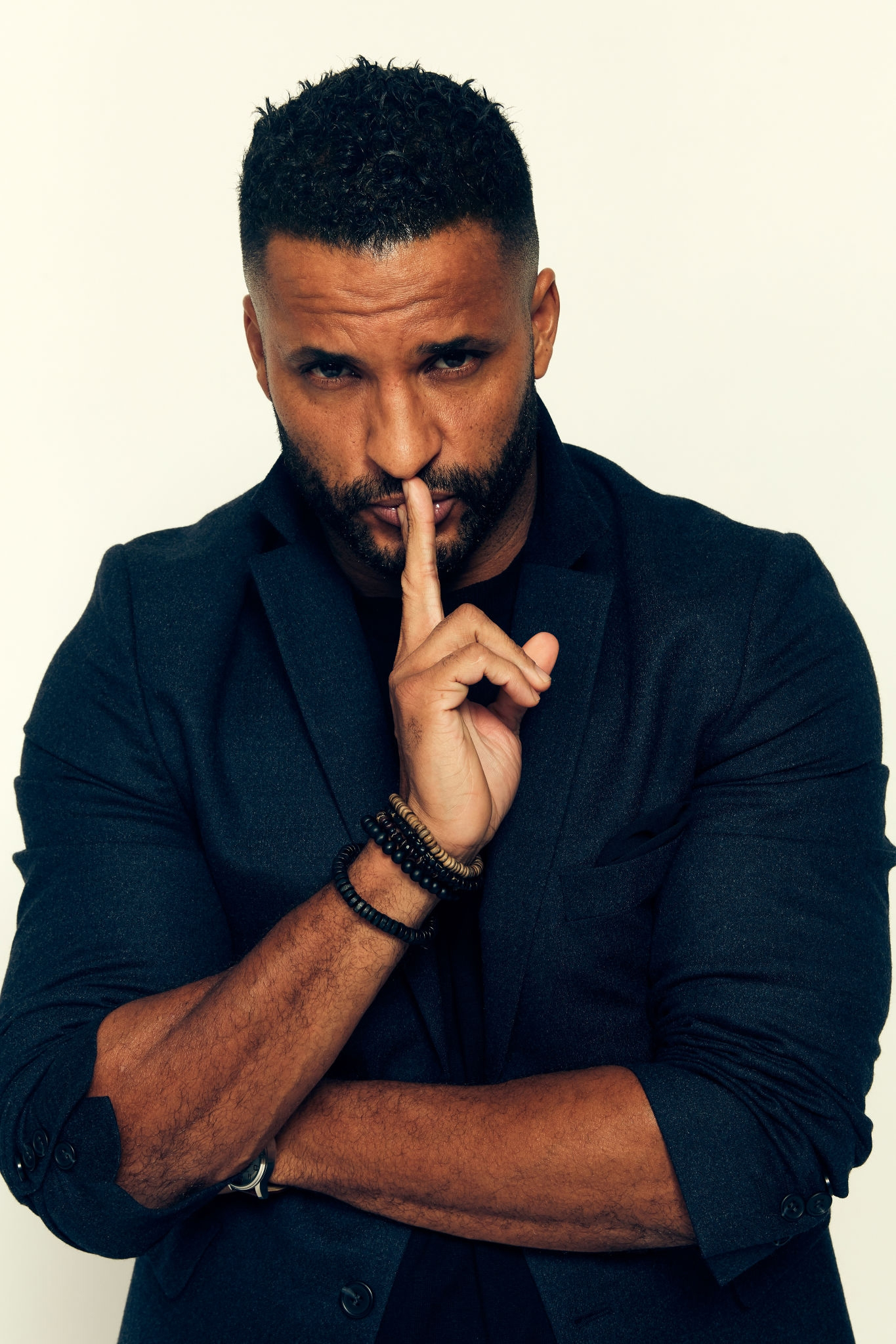  p data-id="gnwz5tiw3p">里基·怀托(ricky whittle),英国演员,模特