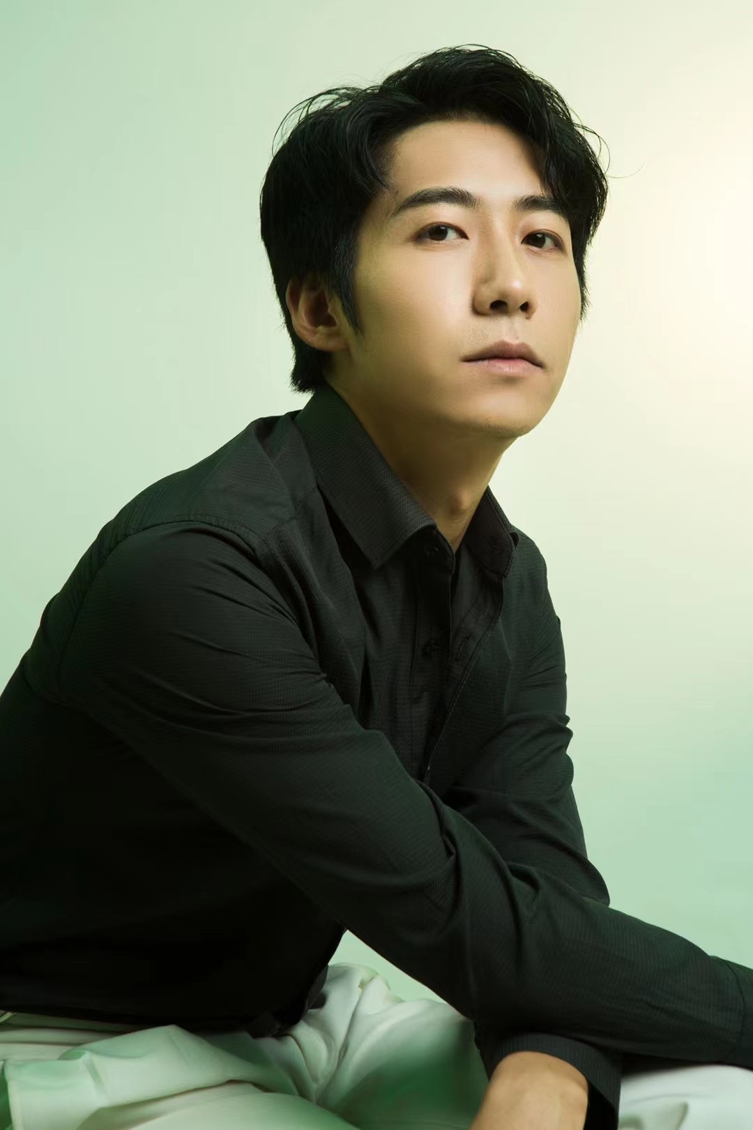  p>周航,1993年11月3日出生于甘肃省天水市,中国内地影视男演员.