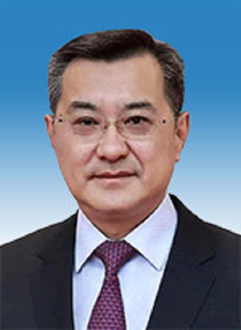 李飞