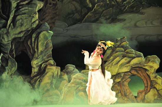  p data-id="san6ozcrreei">五音戏《云翠仙》改编自蒲松龄聊斋同名