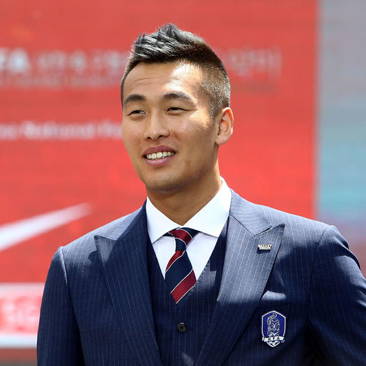  p>金信煜(kim shin-wook),1988年4月14日出生于韩国 a target="