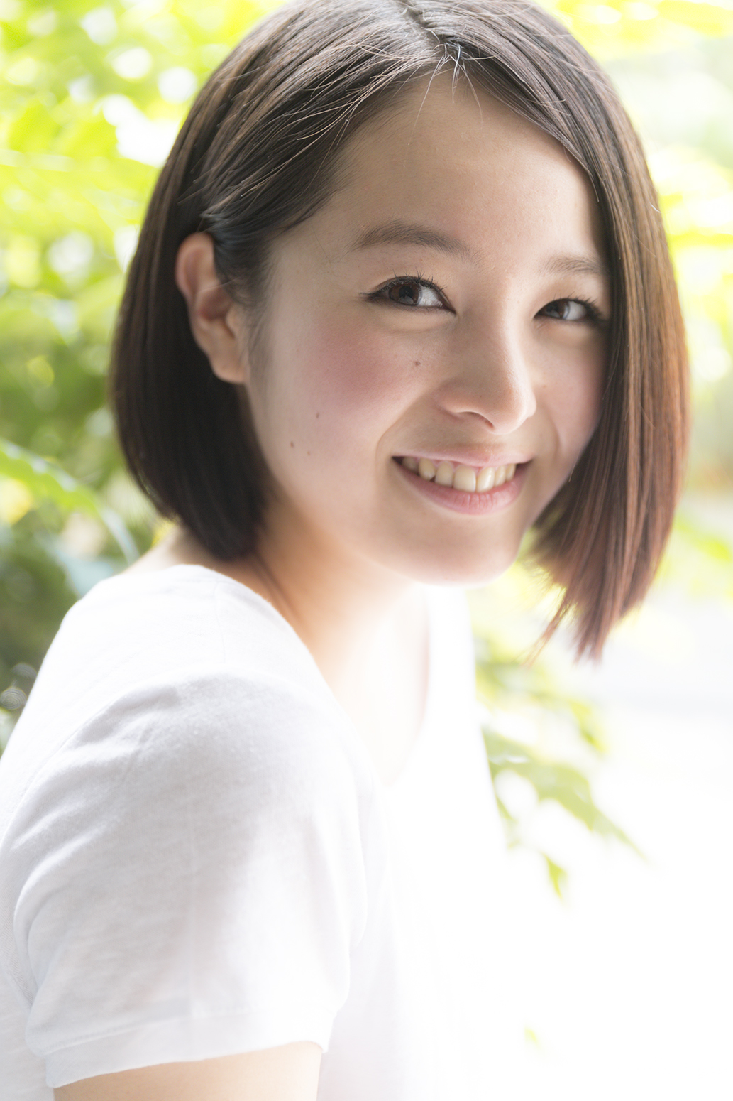  p>清野菜名 i>(nana seino) /i>,1994年10月14日出生于日本爱知县稻