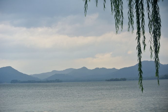  p>西湖水镜,是莆田著名的二十四景之一.